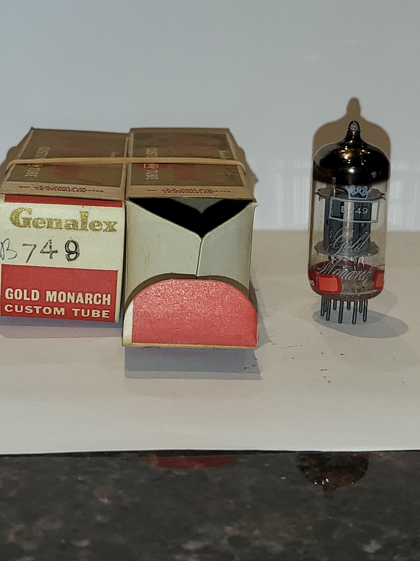 Genalex Gold Lion / Monarch B749